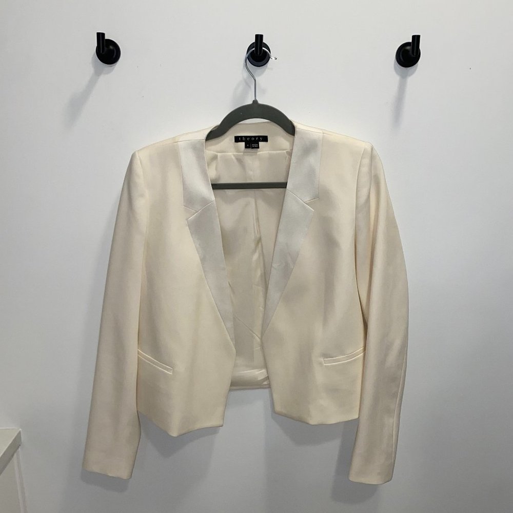 Theory White/Cream Blazer Size 6
